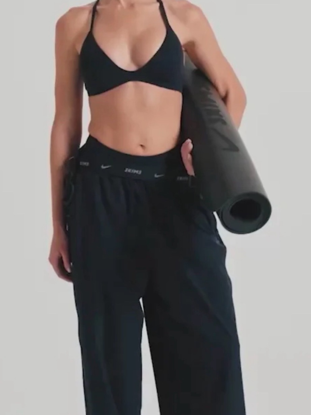 NIKE SKIMS STRETCHED NYLON OVERSIZED PANTS XS